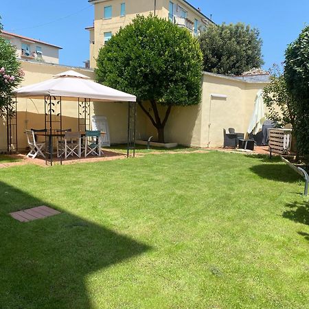 Casa Vento Marino Lejlighed Livorno Eksteriør billede